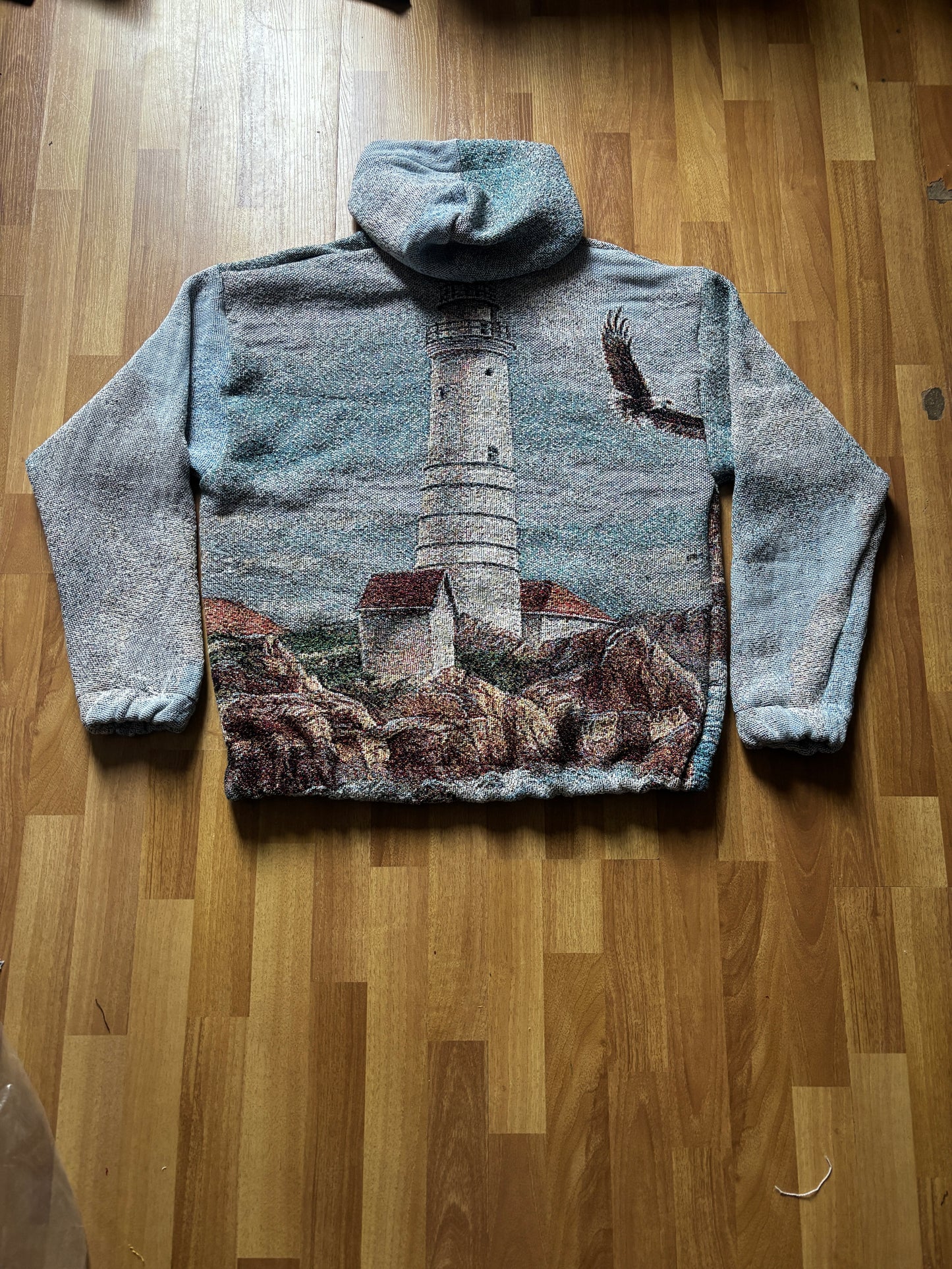 Lighthouse blanket hoodie Lg