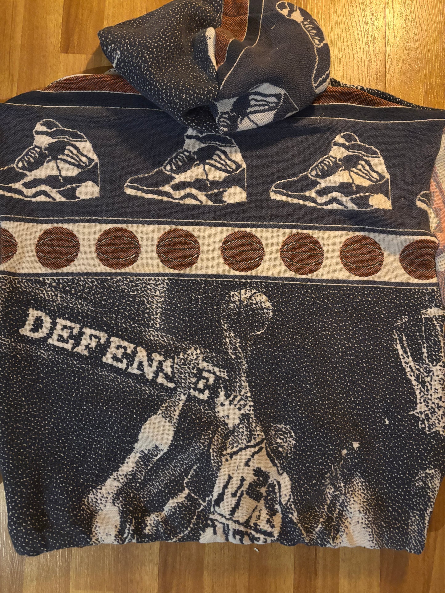 Basketball Blanket Sweater XL