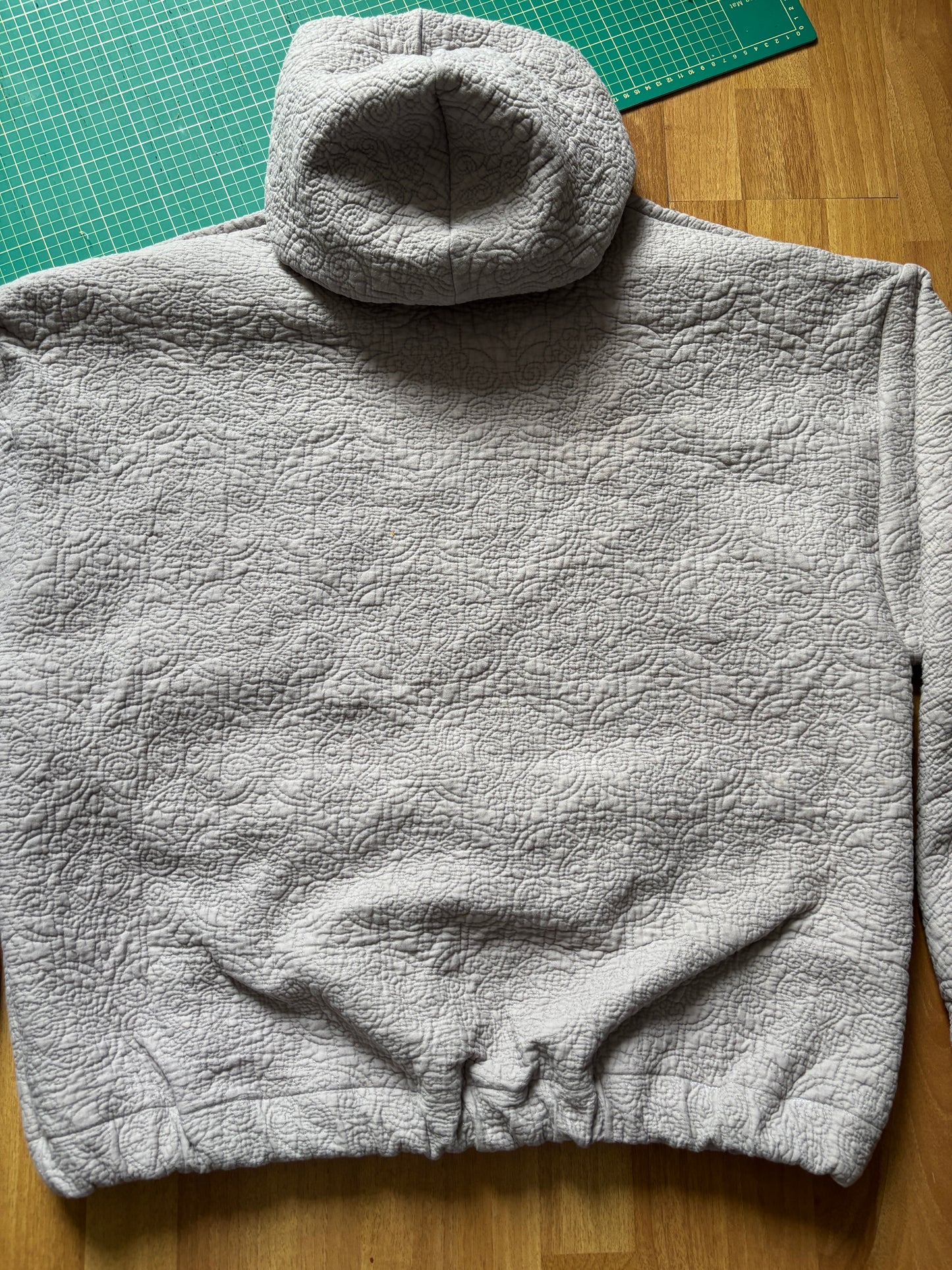 Grey Quilt Hoodie XL